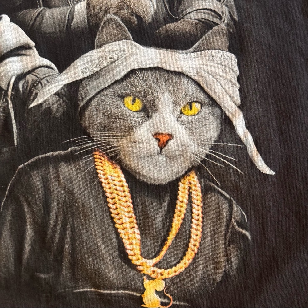 D.O.M. “Hug Life Cats” Graphic T-Shirt – Size L - Picture 5 of 9
